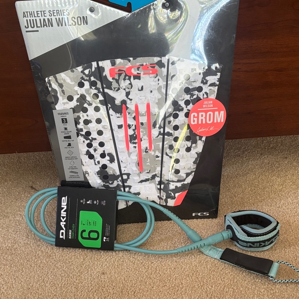 Dakine Nile Blue Surfboard Leash & Board pad combo